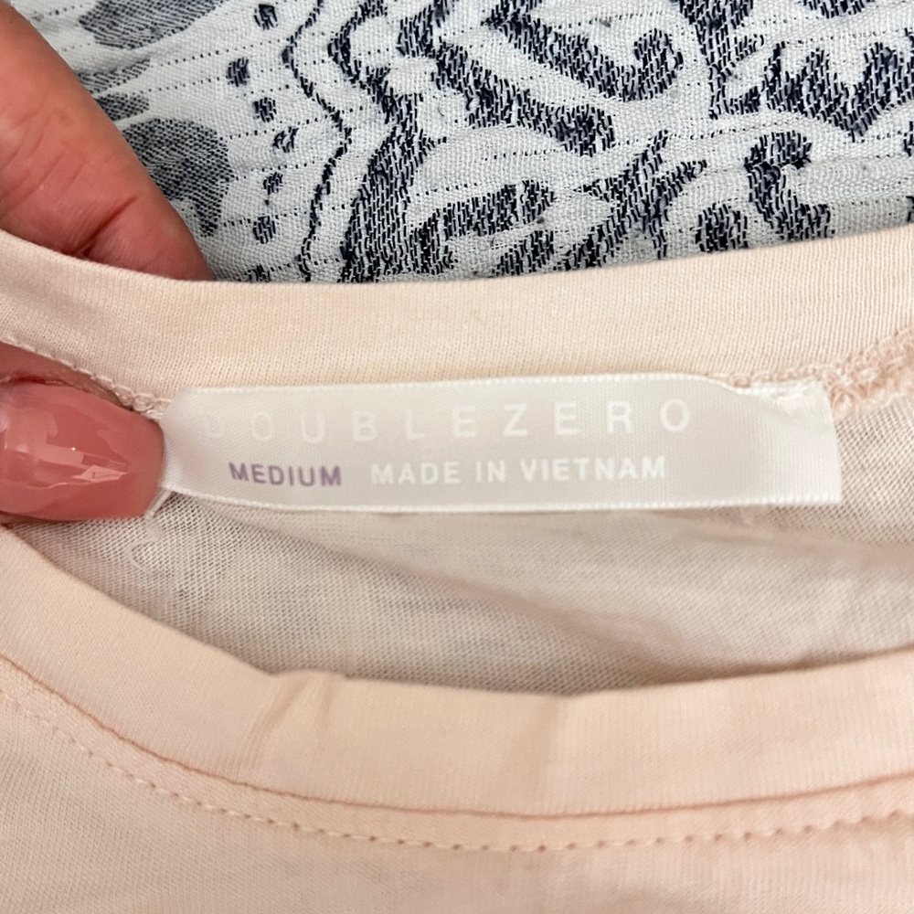 Double Zero Light Pink Peach Soft Tee Medium - Picture 2 of 5